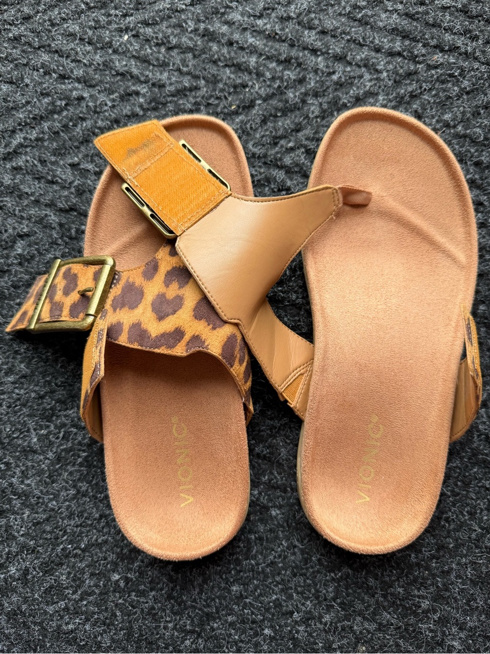 Vionic Leopard-Print Thong Sandals in Tan and Brown with Gold Buckles - Picture 4 of 6